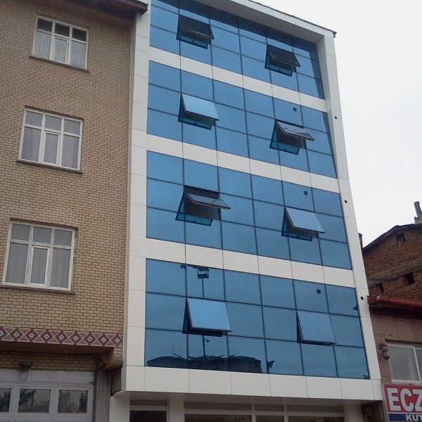 İŞ MERKEZİ / KARS