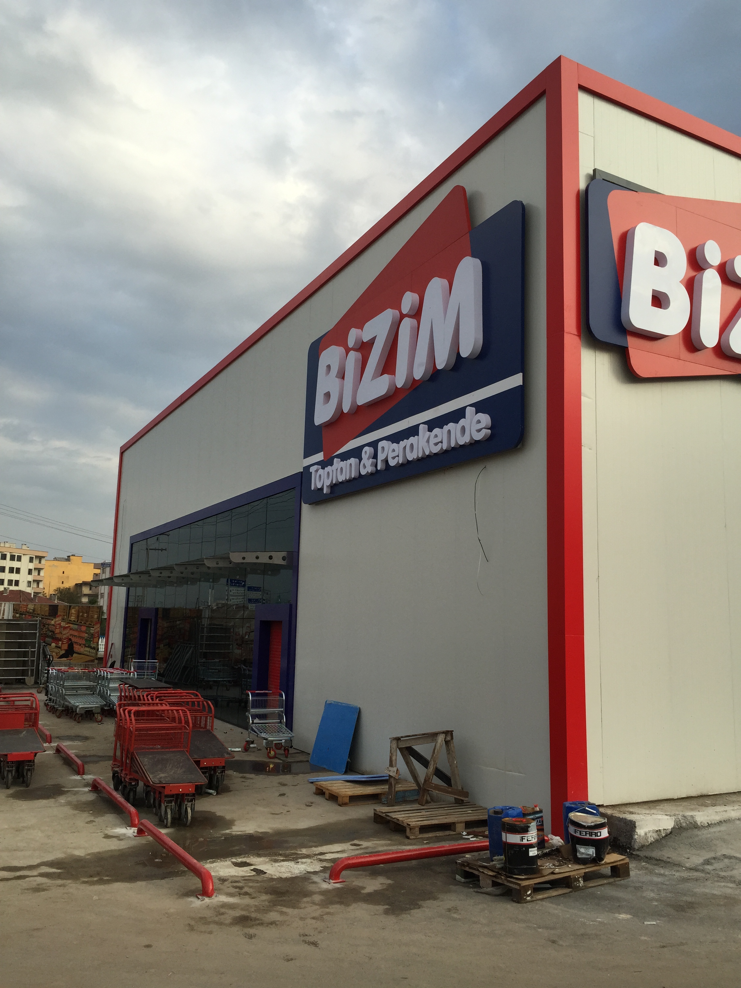 BİZİM MARKET / İZMİT 1