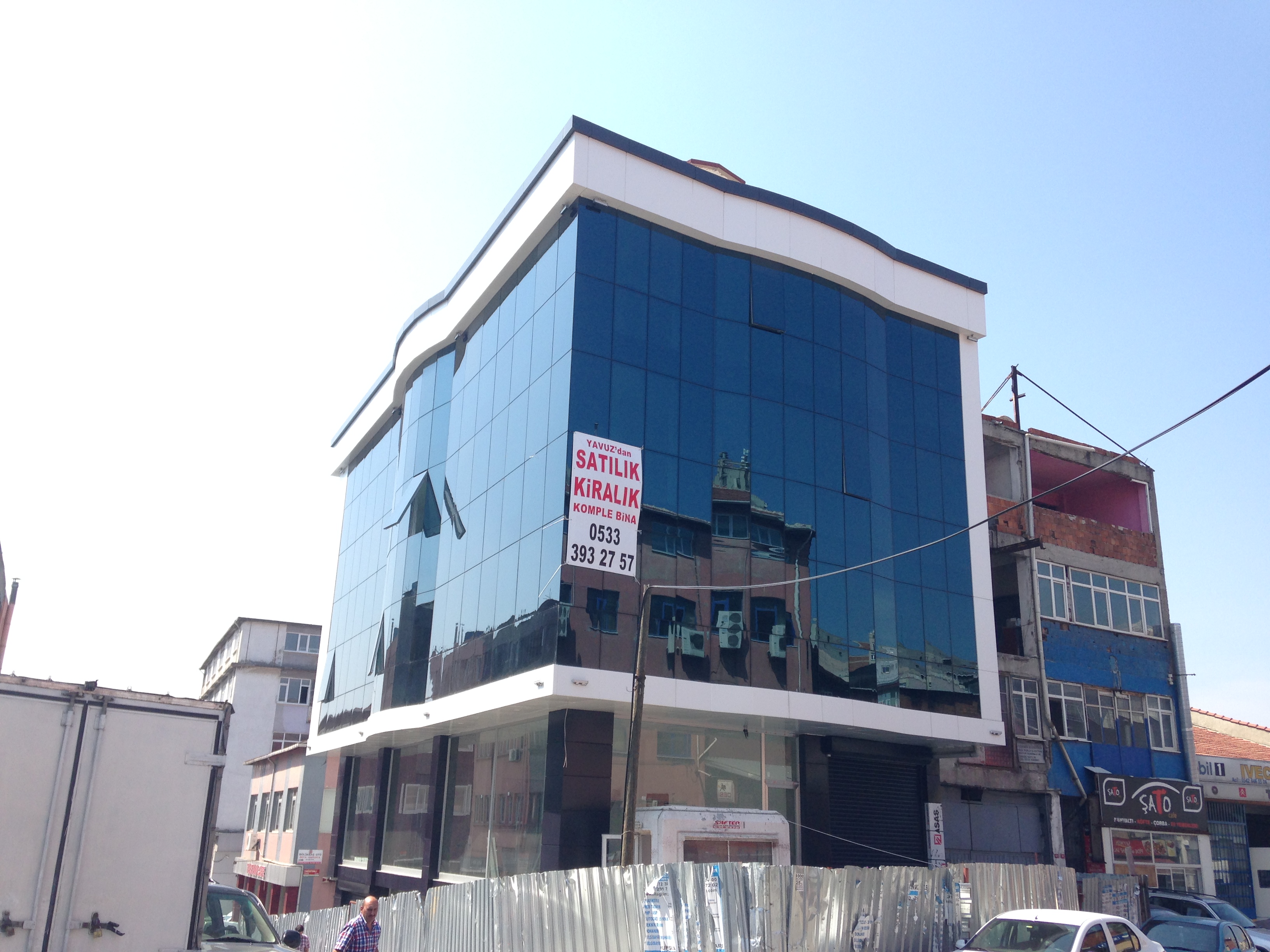 ÖZGÜLOĞLU İŞ MERKEZİ / İSTANBUL 1